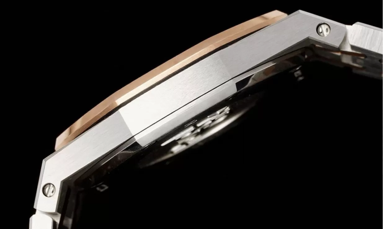 Royal Oak Ladies 67650 33mm RG/SS White ZF Swiss Qtz - Image 8
