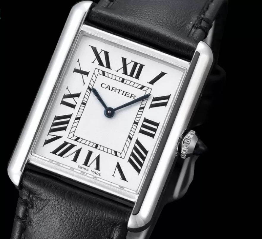 Tank Must SS/LE White Dial On Black Leather Strap K11F Quartz