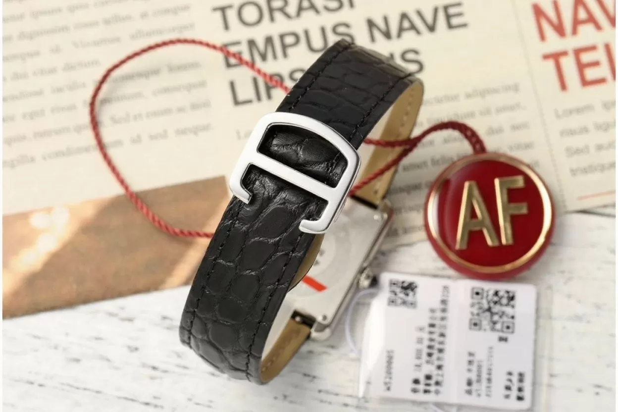 Cartier - Tank Solo 24.4mm O SS/LE White Dial AF Quartz - Image 9