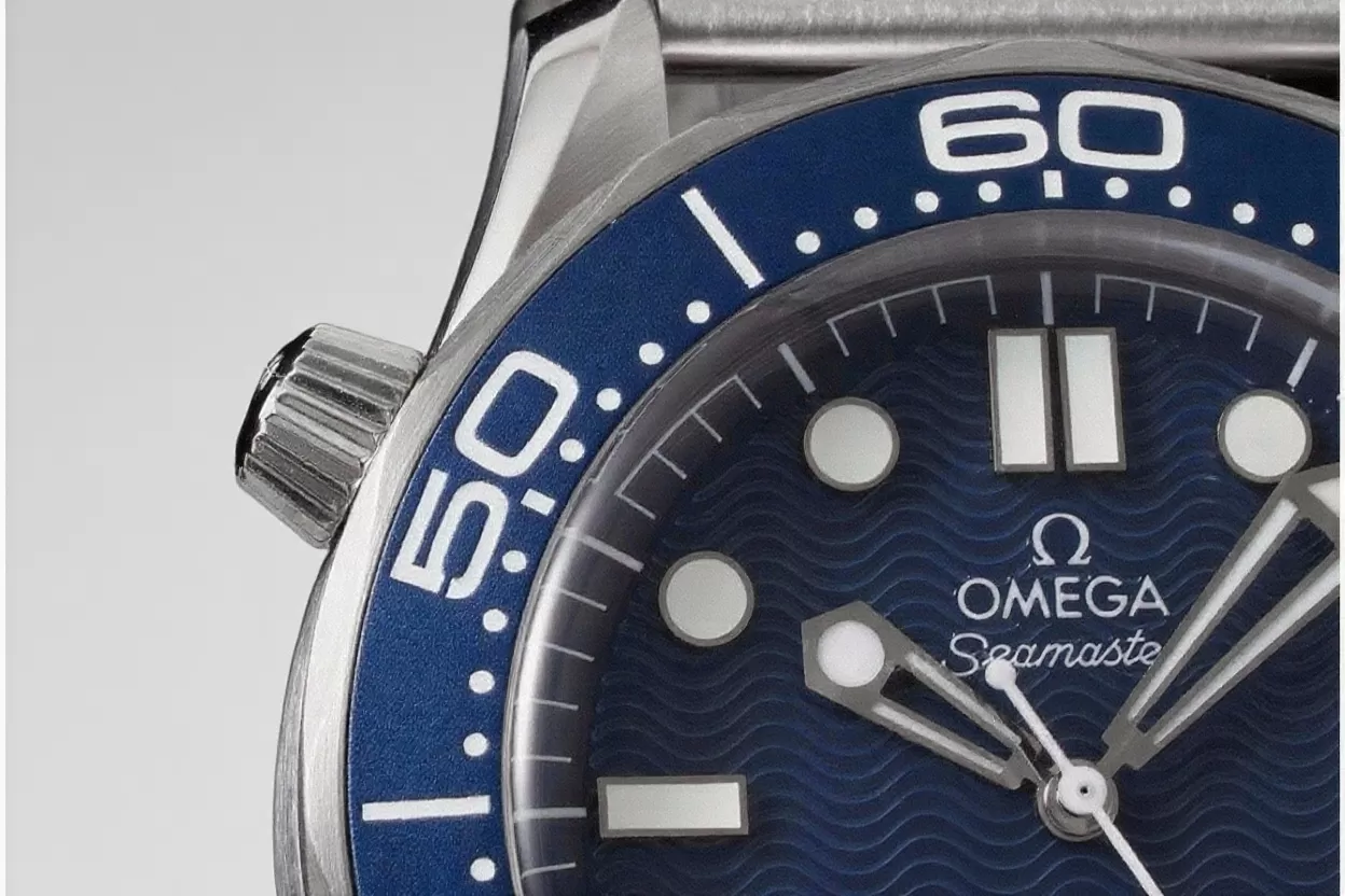Seamaster 300m James Bond 60th 42mm SS/SS Blue Dial VSF A8806 - Image 3