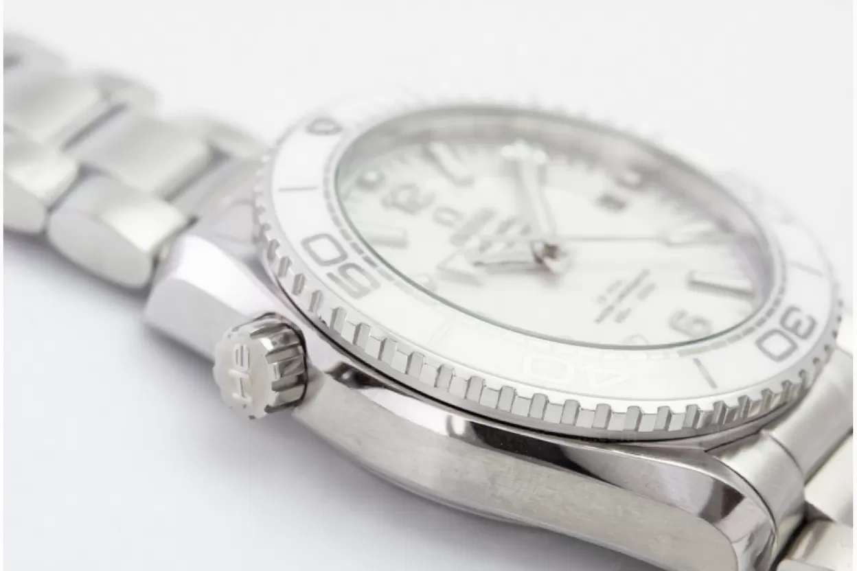 Planet Ocean 600M 39.5mm SS/SS Ladies White Dial VSF A8800 - Image 12