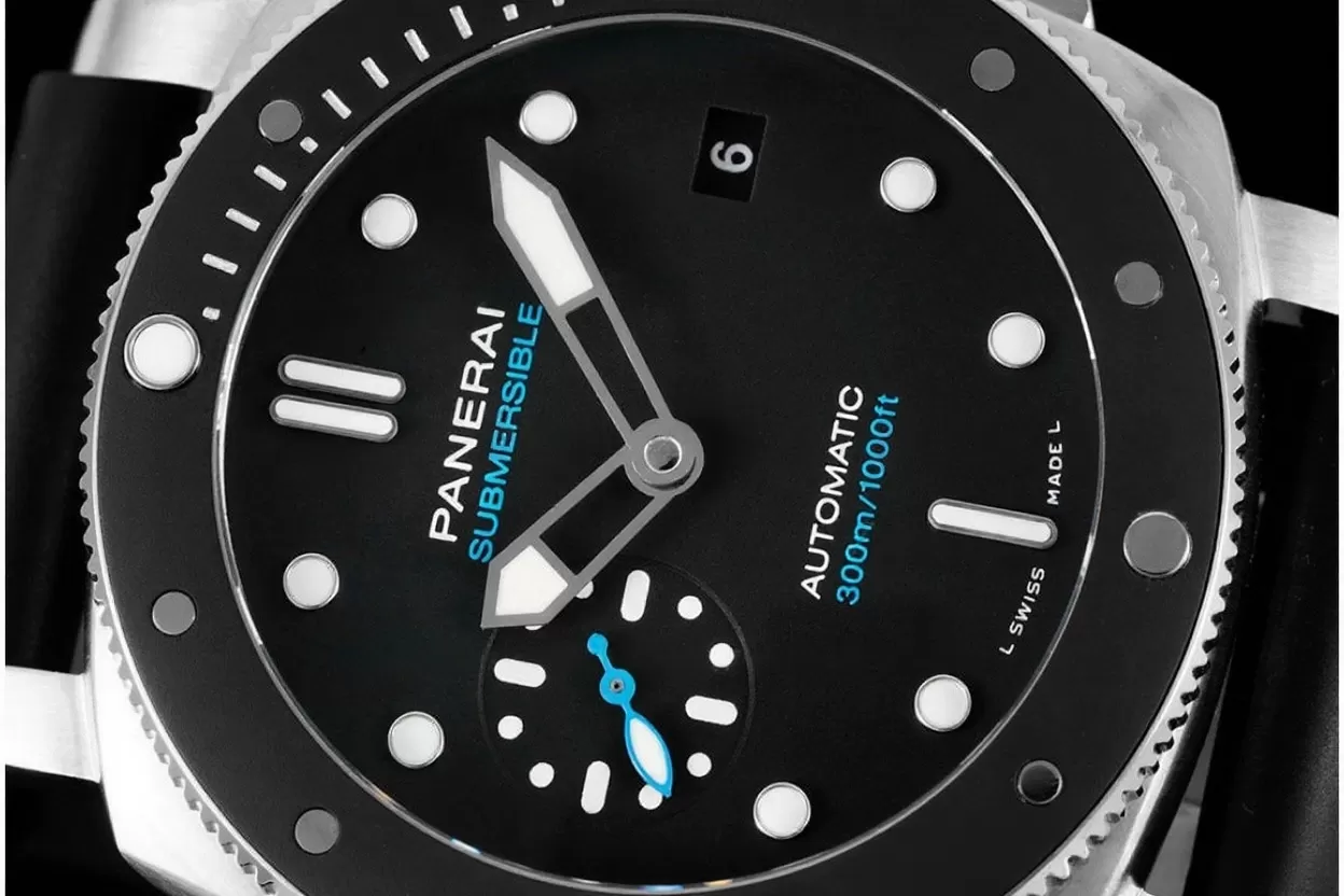 PAM683 Submersible 42mm SS/RU Black VSF P900 - Image 4