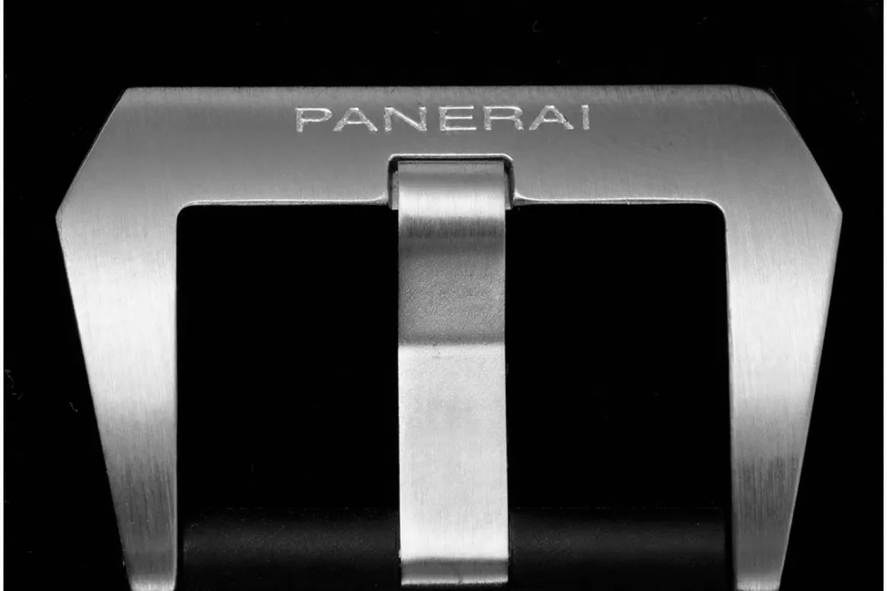 PAM683 Submersible 42mm SS/RU Black VSF P900 - Image 20