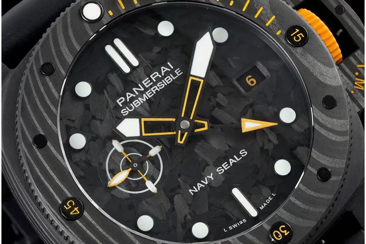Submersible PAM1324 44mm Carbon/RU Black Dial VSF P9011 - Image 4
