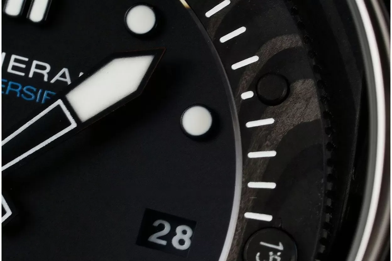 Submersible PAM2231 42MM Carbon/RU Black Dial VSF P900 - Image 8