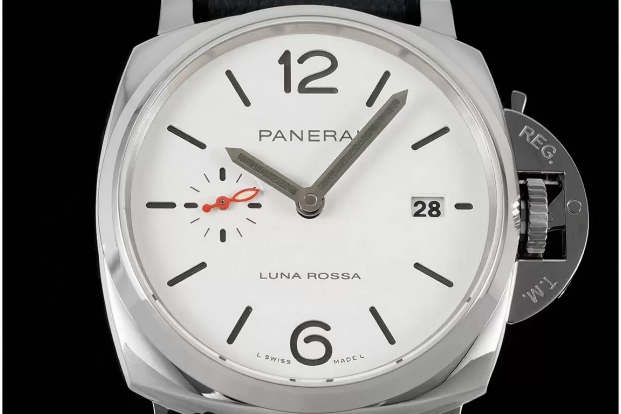 Luminor Due PAM1381 Luna Rossa 42mm SS/RU White Dial VSF P900 - Image 2
