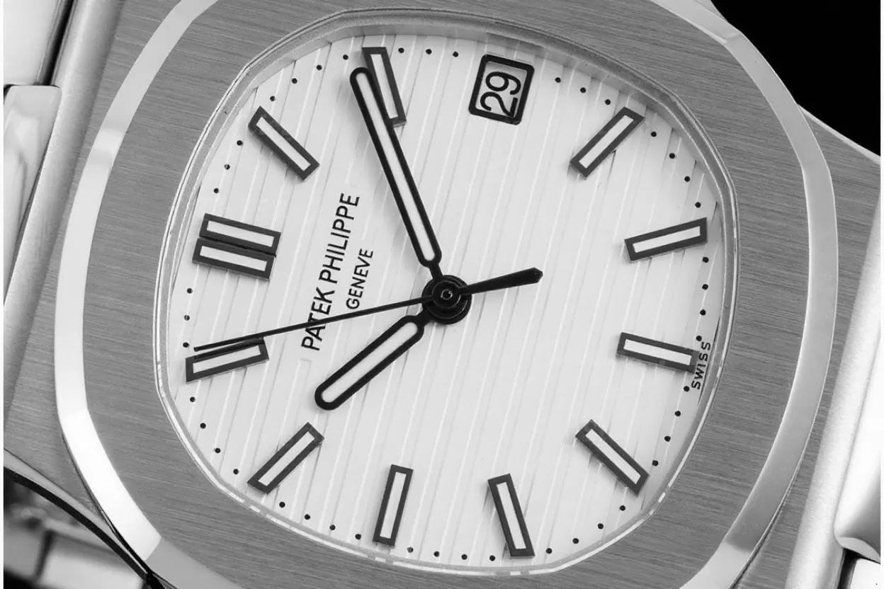 Nautilus 5711 40mm SS/SS White/Stk 3KF A324 - Image 5