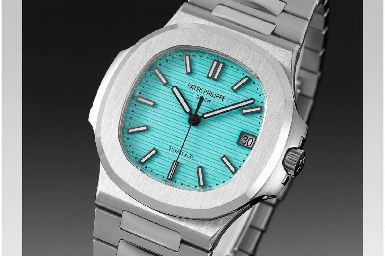 Nautilus 40mm 5711 Tiffany Blue SS/SS 3KF A330