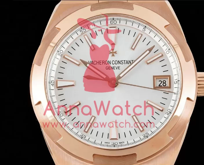 Overseas 4500V 41mm RG/RG White Dial 8F A5100