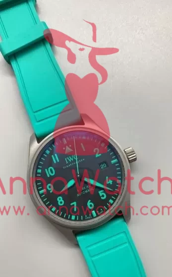 Pilot Mark XX Mercedes-AMG PETRONAS F1 40mm TI/LE Black Dial M+F MY9015